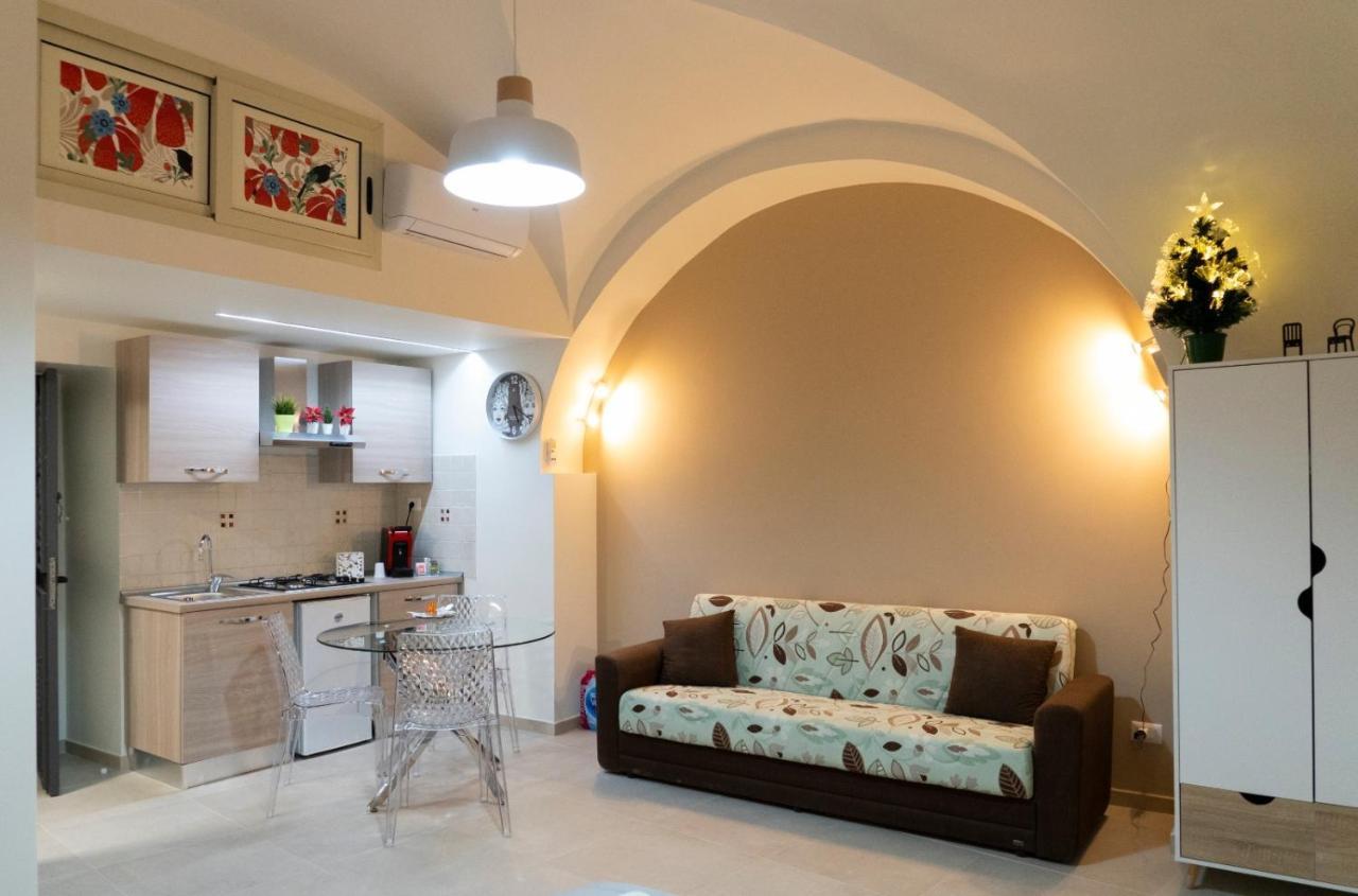 Ad Un Passo Dal Centro Apartment Catania Exterior photo
